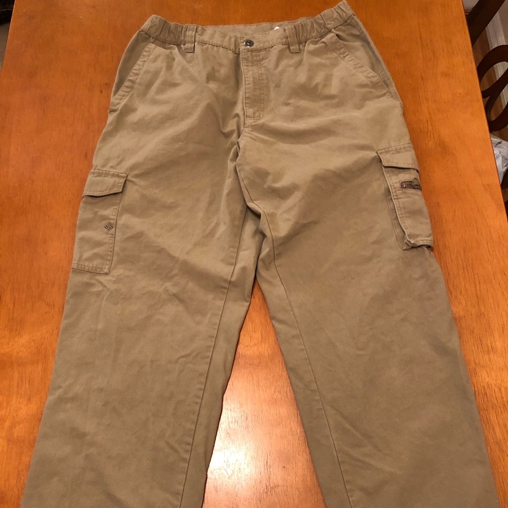 Columbia Pants - Size M 30 khaki cargo style twill